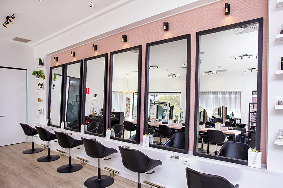 Toscani & Blow Bar. Hair Salon meets Cocktail Bar.